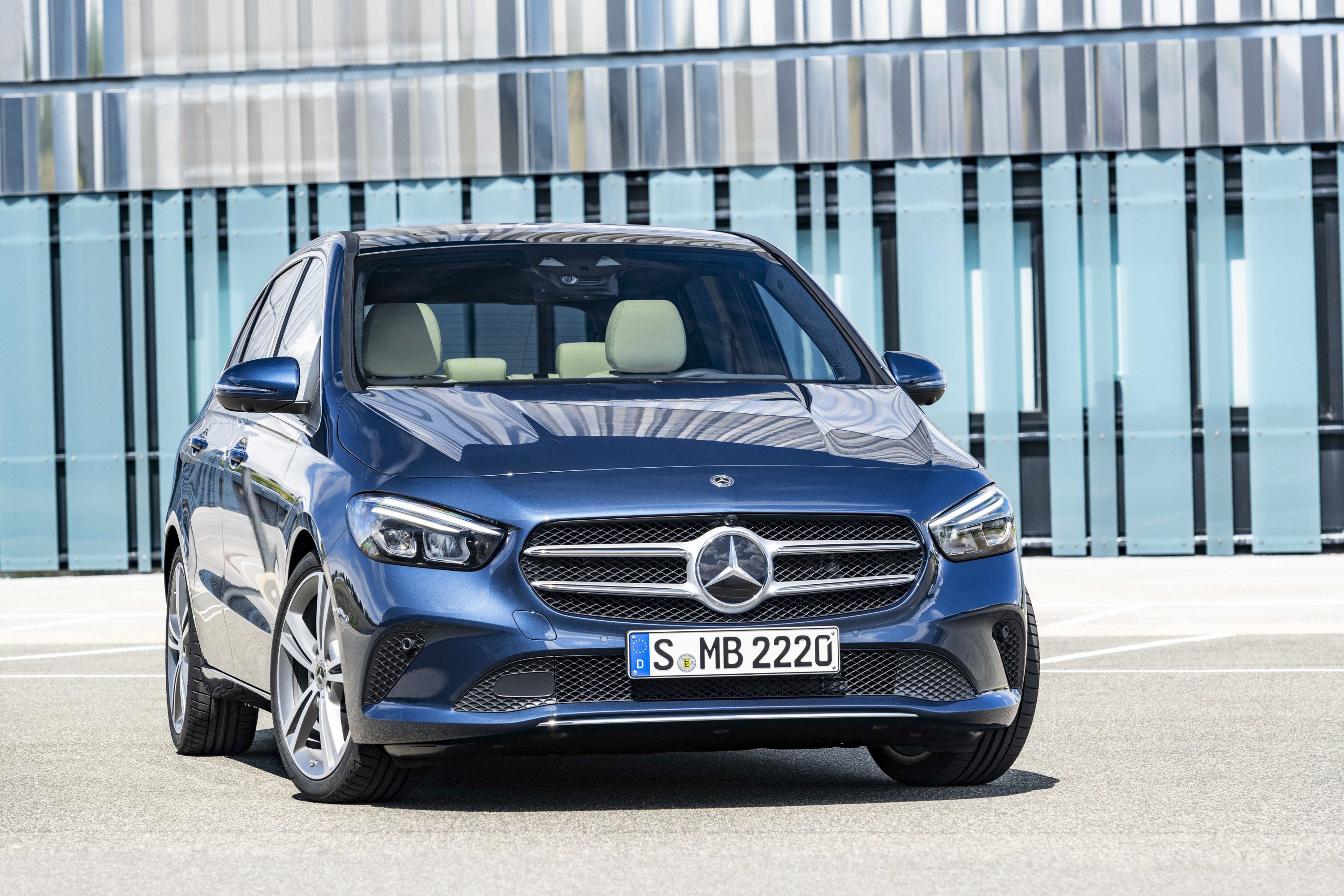 2019 Mercedes-Benz B-Class Front Wallpapers (13)