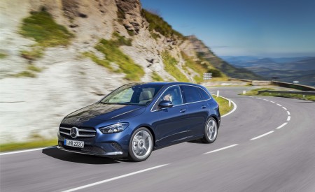 2019 Mercedes-Benz B-Class Front Wallpapers 450x275 (2)