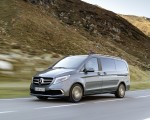 2019 Mercedes-Benz V-Class EXCLUSIVE Line (Color: Selenit Grey Metallic) Front Three-Quarter Wallpapers 150x120 (7)