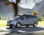2019 Mercedes-Benz V-Class EXCLUSIVE Line (Color: Selenit Grey Metallic) Front Three-Quarter Wallpapers 150x120 (2)