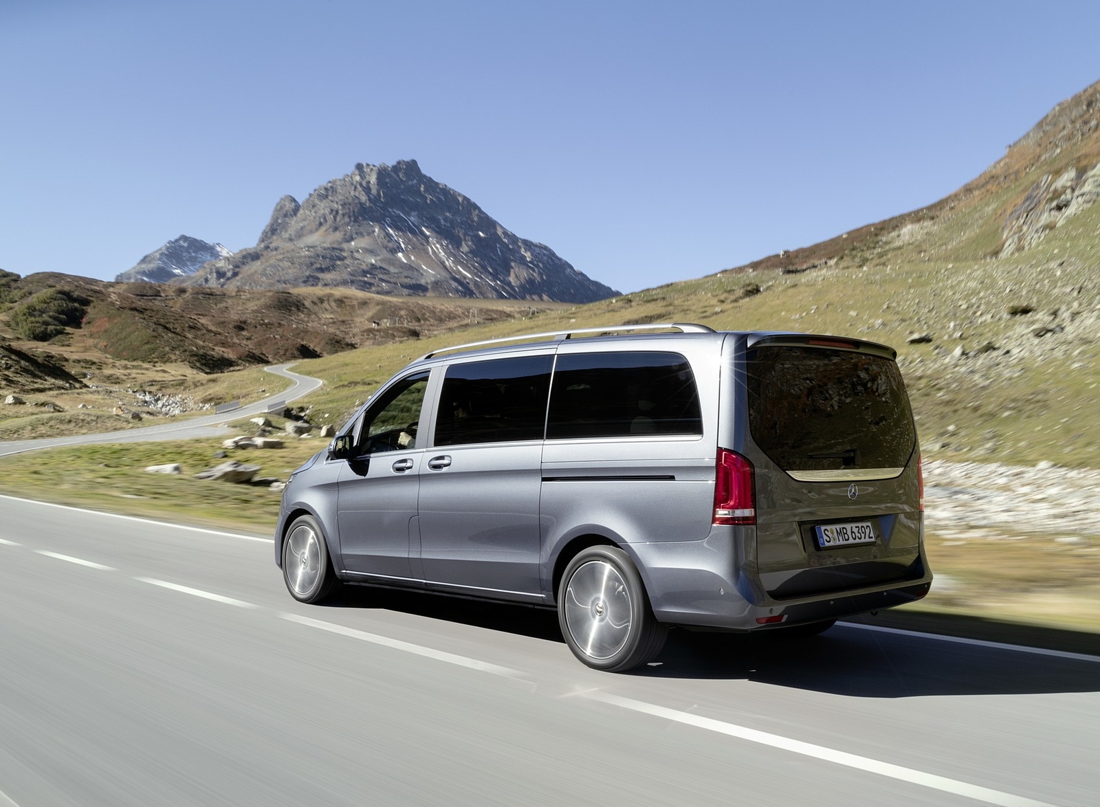 2019 Mercedes-Benz V-Class EXCLUSIVE Line (Color: Selenit Grey Metallic) Rear Three-Quarter Wallpapers (11)