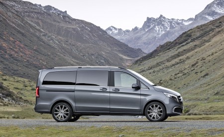 2019 Mercedes-Benz V-Class EXCLUSIVE Line (Color: Selenit Grey Metallic) Side Wallpapers 450x275 (32)