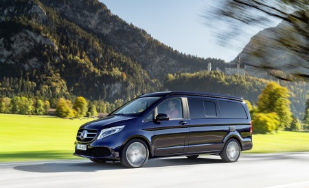2019 Mercedes-Benz V-Class Marco Polo (Color: Cavansit Blue Metallic) Front Three-Quarter Wallpapers 450x275 (42)