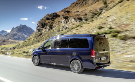 2019 Mercedes-Benz V-Class Marco Polo (Color: Cavansit Blue Metallic) Rear Three-Quarter Wallpapers 450x275 (40)