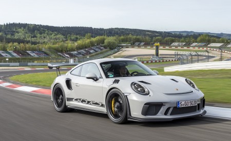 2019 Porsche 911 GT3 RS (Color: Crayon) Front Three-Quarter Wallpapers 450x275 (49)