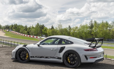 2019 Porsche 911 GT3 RS (Color: Crayon) Side Wallpapers 450x275 (63)