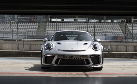 2019 Porsche 911 GT3 RS (Color: GT-Silver) Front Wallpapers 450x275 (86)