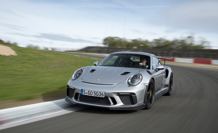 2019 Porsche 911 GT3 RS (Color: GT-Silver) Front Wallpapers 450x275 (77)