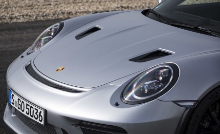 2019 Porsche 911 GT3 RS (Color: GT-Silver) Headlight Wallpapers 450x275 (90)
