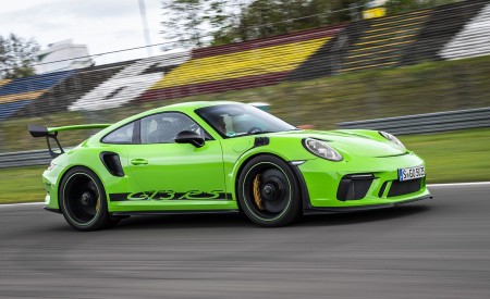 2019 Porsche 911 GT3 RS (Color: Lizard Green) Front Three-Quarter Wallpapers 450x275 (138)