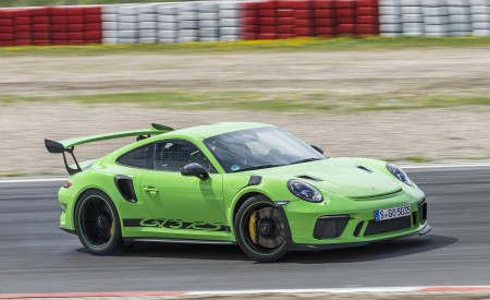2019 Porsche 911 GT3 RS (Color: Lizard Green) Front Three-Quarter Wallpapers 450x275 (131)