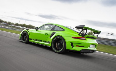 2019 Porsche 911 GT3 RS (Color: Lizard Green) Rear Three-Quarter Wallpapers 450x275 (142)
