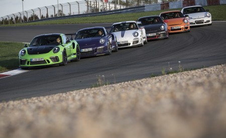 2019 Porsche 911 GT3 RS Generations Front Wallpapers 450x275 (206)