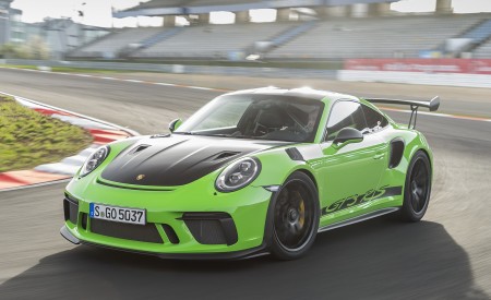 2019 Porsche 911 GT3 RS Weissach Package (Color: Lizard Green) Front Three-Quarter Wallpapers 450x275 (171)