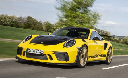 2019 Porsche 911 GT3 RS Weissach Package (Color: Racing Yellow) Front Three-Quarter Wallpapers 450x275 (23)