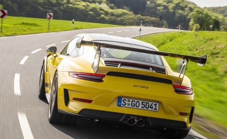 2019 Porsche 911 GT3 RS Weissach Package (Color: Racing Yellow) Rear Wallpapers 450x275 (19)
