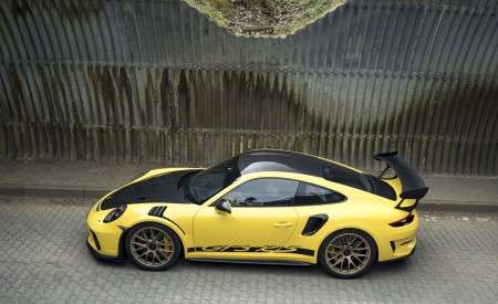 2019 Porsche 911 GT3 RS Weissach Package (Color: Racing Yellow) Side Wallpapers 450x275 (31)