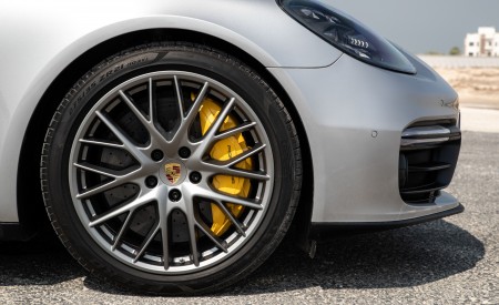 2019 Porsche Panamera GTS Brakes Wallpapers 450x275 (113)