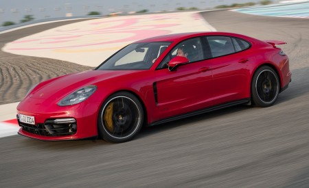 2019 Porsche Panamera GTS (Color: Carmine Red) Front Three-Quarter Wallpapers 450x275 (56)