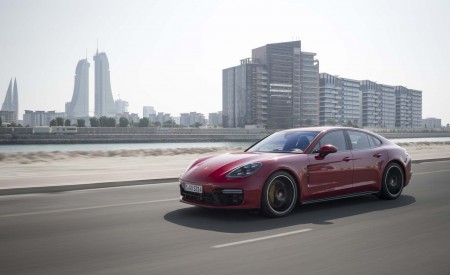 2019 Porsche Panamera GTS (Color: Carmine Red) Front Three-Quarter Wallpapers 450x275 (59)