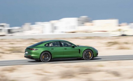 2019 Porsche Panamera GTS (Color: Mamba Green Metallic) Rear Three-Quarter Wallpapers 450x275 (32)