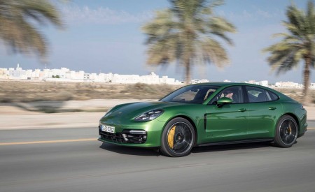 2019 Porsche Panamera GTS (Color: Mamba Green Metallic) Side Wallpapers 450x275 (35)