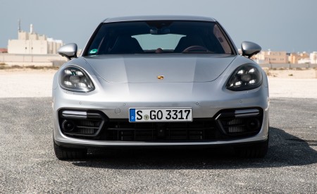 2019 Porsche Panamera GTS Front Wallpapers 450x275 (104)