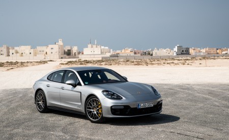 2019 Porsche Panamera GTS Front Wallpapers 450x275 (105)