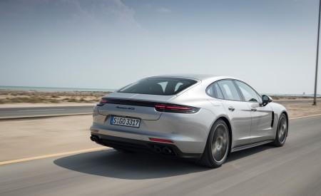 2019 Porsche Panamera GTS Rear Three-Quarter Wallpapers 450x275 (99)