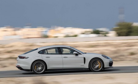 2019 Porsche Panamera GTS Side Wallpapers 450x275 (106)