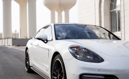 2019 Porsche Panamera GTS Sport Turismo Front Bumper Wallpapers 450x275 (76)