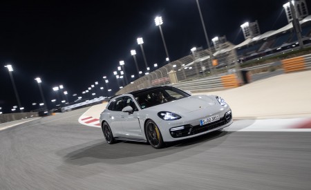 2019 Porsche Panamera GTS Sport Turismo Front Wallpapers 450x275 (61)