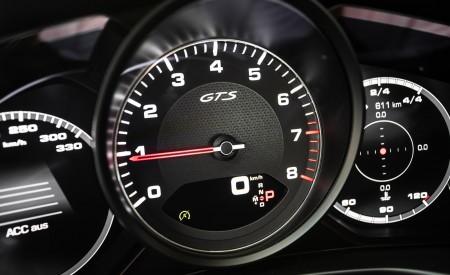 2019 Porsche Panamera GTS Sport Turismo Instrument Cluster Wallpapers 450x275 (84)