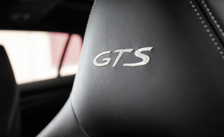 2019 Porsche Panamera GTS Sport Turismo Interior Front Seats Wallpapers 450x275 (90)
