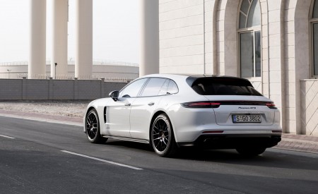 2019 Porsche Panamera GTS Sport Turismo Rear Three-Quarter Wallpapers 450x275 (71)
