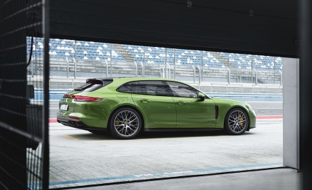 2019 Porsche Panamera GTS Sport Turismo Side Wallpapers 450x275 (37)
