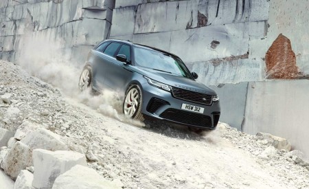 2019 Range Rover Velar SVAutobiography Dynamic Edition Front Three-Quarter Wallpapers 450x275 (10)