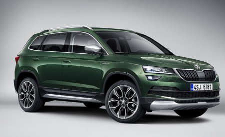 2019 Skoda Karoq Scout Front Three-Quarter Wallpapers 450x275 (27)