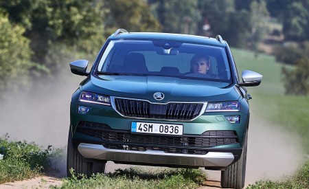 2019 Skoda Karoq Scout Front Wallpapers 450x275 (6)