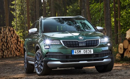 2019 Skoda Karoq Scout Front Wallpapers 450x275 (14)