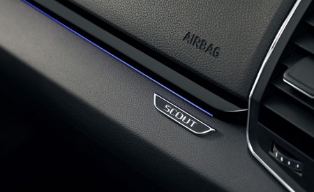 2019 Skoda Karoq Scout Interior Detail Wallpapers 450x275 (24)