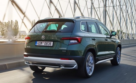 2019 Skoda Karoq Scout Rear Three-Quarter Wallpapers 450x275 (8)