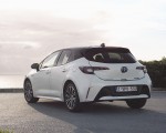 2019 Toyota Corolla Hatchback Hybrid 1.8L White Bitone (EU-Spec) Rear Three-Quarter Wallpapers 150x120