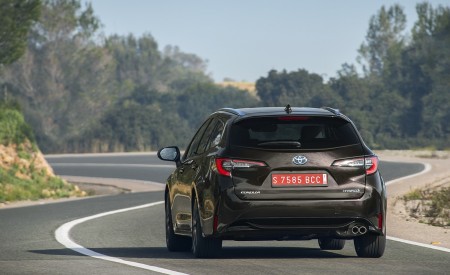 2019 Toyota Corolla Touring Sports 2.0L Brown (EU-Spec) Rear Wallpapers 450x275 (5)