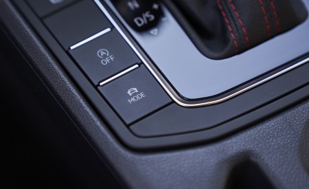 2019 Volkswagen Jetta GLI 35th Anniversary Edition Interior Detail Wallpapers 450x275 (70)
