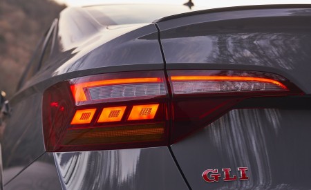 2019 Volkswagen Jetta GLI 35th Anniversary Edition Tail Light Wallpapers 450x275 (66)