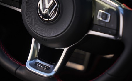 2019 Volkswagen Jetta GLI Autobahn Interior Steering Wheel Wallpapers 450x275 (92)