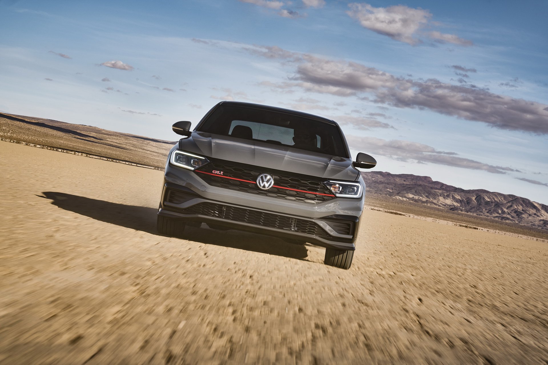 2019 Volkswagen Jetta GLI Front Wallpapers (1)
