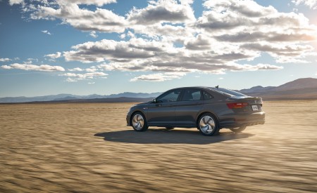 2019 Volkswagen Jetta GLI Rear Three-Quarter Wallpapers 450x275 (3)