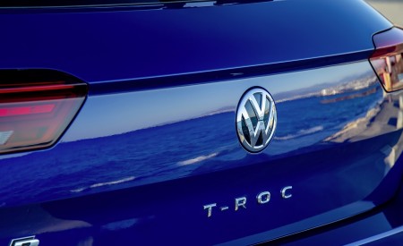 2019 Volkswagen T-Roc R Detail Wallpapers 450x275 (35)